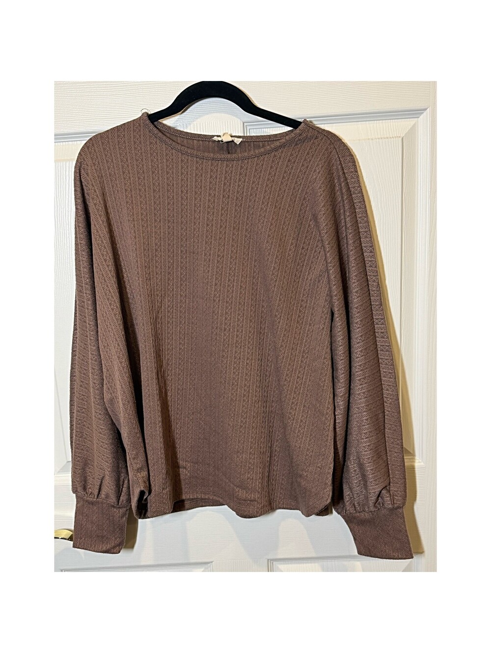Textured long sleeve blouse